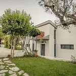 Pleiades Boutique Vila Kriopigi