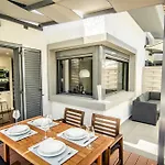 Vila Pleiades Boutique Kriopigi