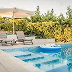 Villa Pleiades Boutique