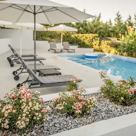 Villa Pleiades Boutique