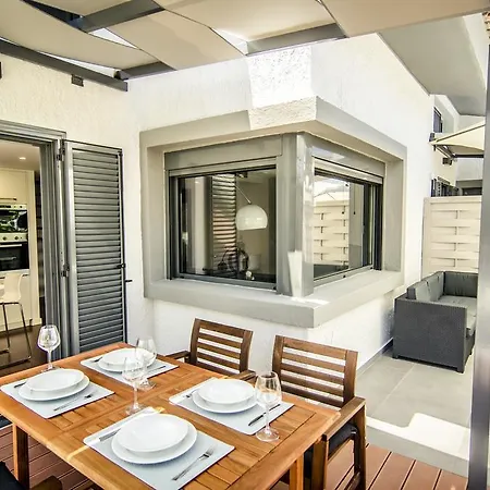 Villa Pleiades Boutique Kriopijí