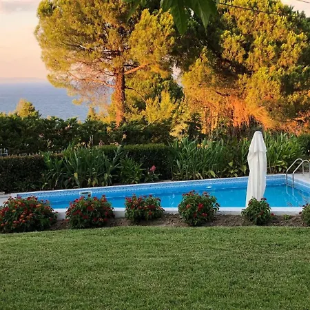Villa Pleiades Boutique Kriopigi