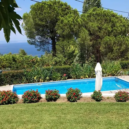 Pleiades Boutique Βίλα