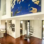 Villa Pleiades Boutique *